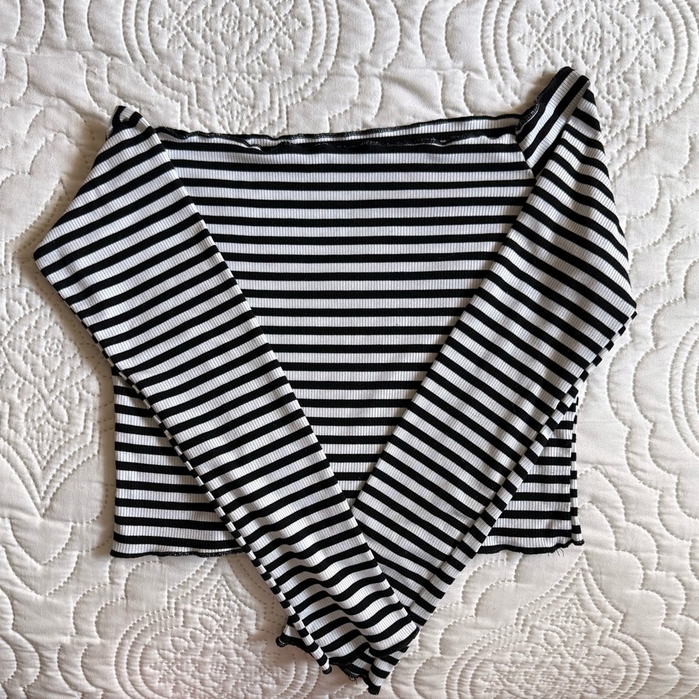 ROMWE Monochrome Striped Long Sleeve Tee